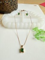 Elegant Green Emerald-Style Pendant Necklace and Earrings Set in Gold